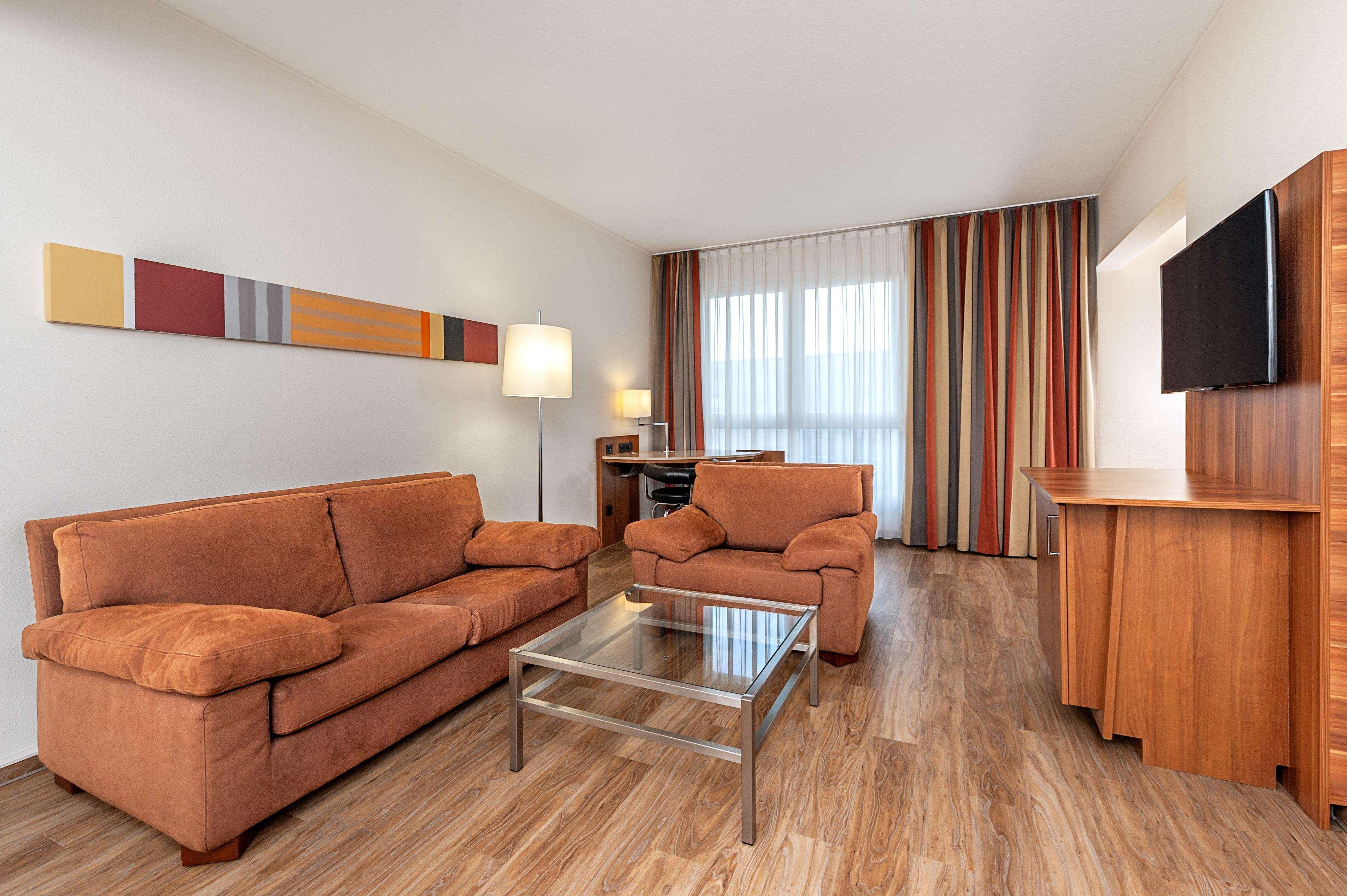 Hotel Nh Muenchen Ost Conference Center Aschheim Zewnętrze zdjęcie