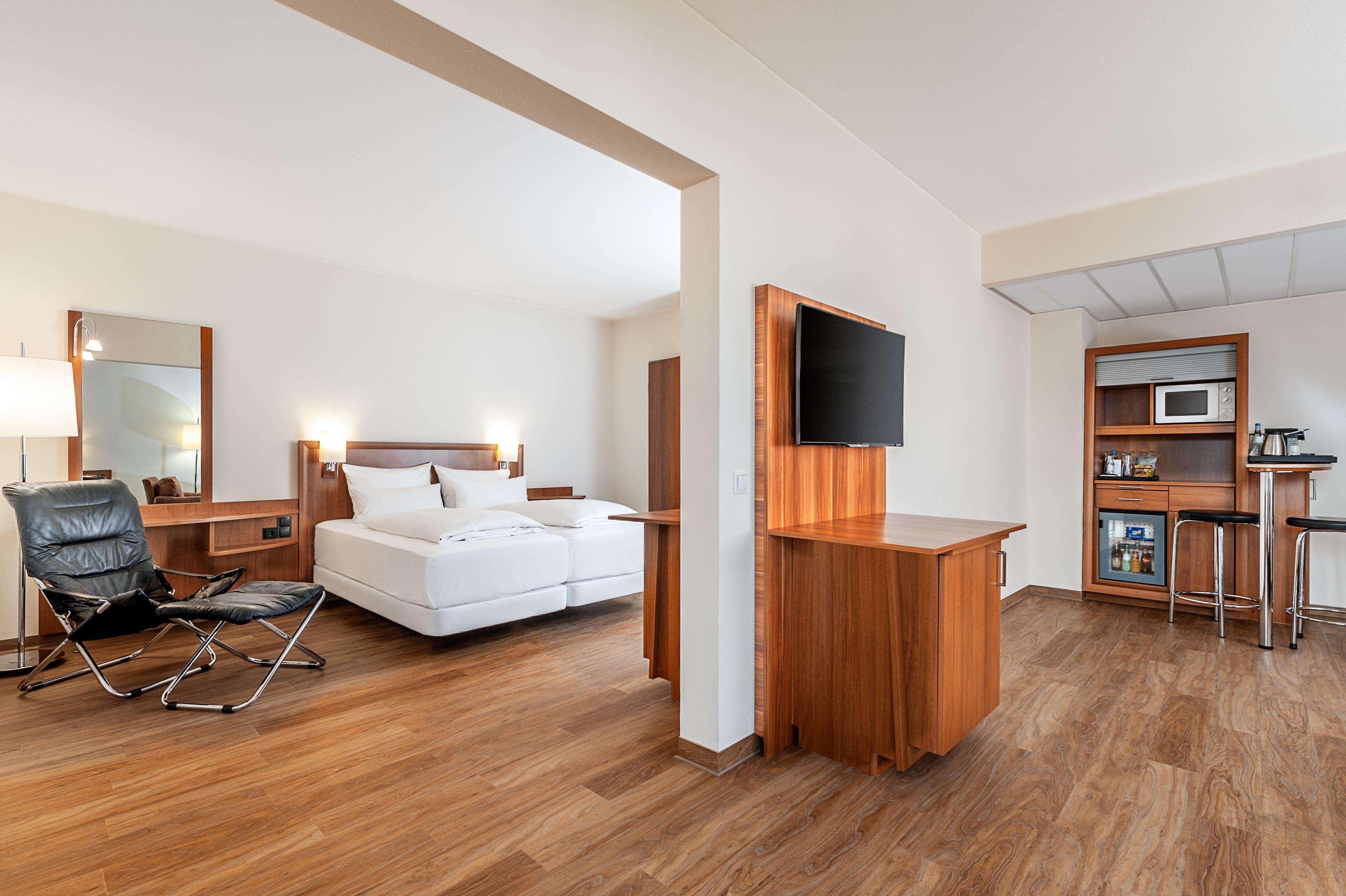Hotel Nh Muenchen Ost Conference Center Aschheim Zewnętrze zdjęcie